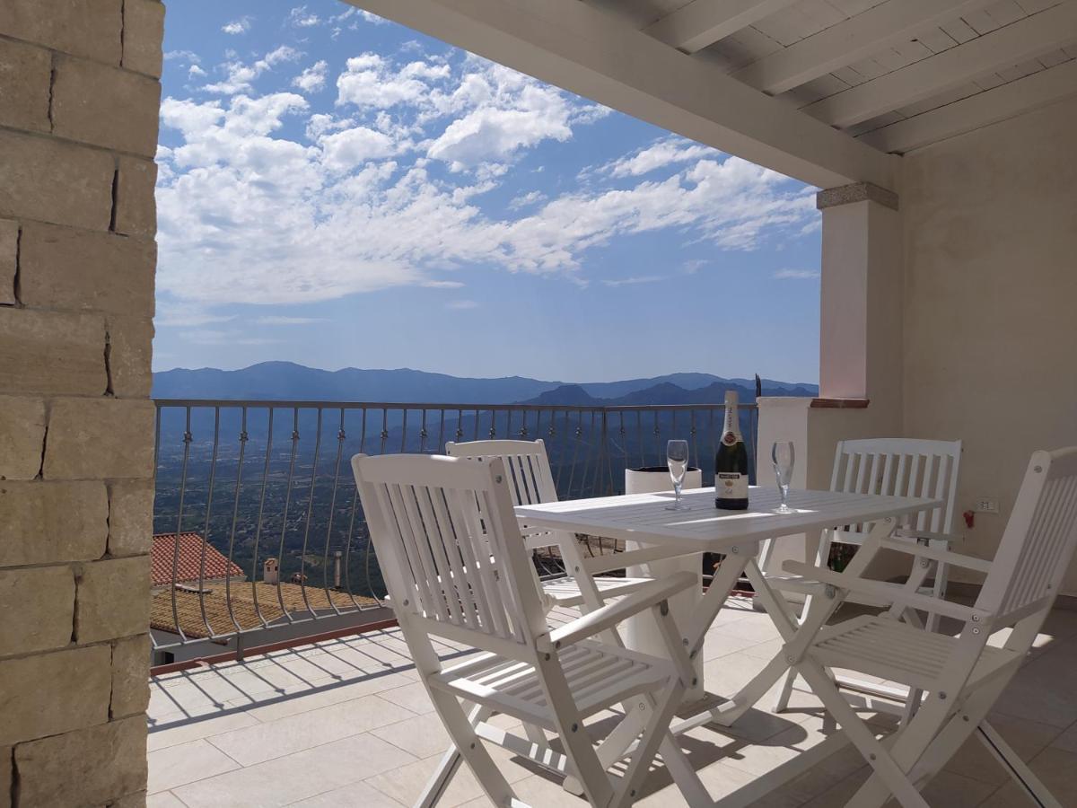 Appartamento La Terrazza 바우네이 외부 사진